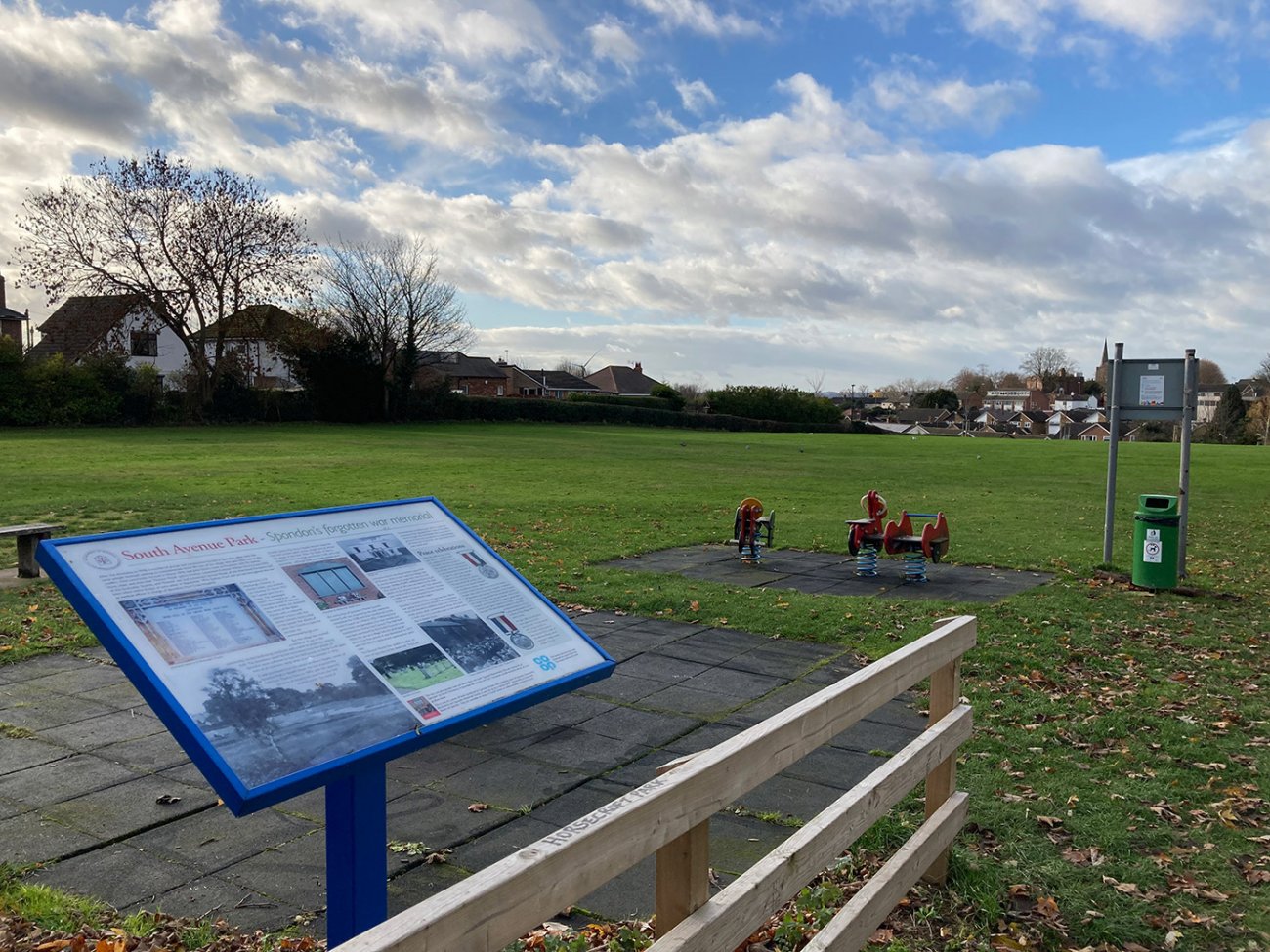 Photograph of South Avenue Park and Memorial Sign