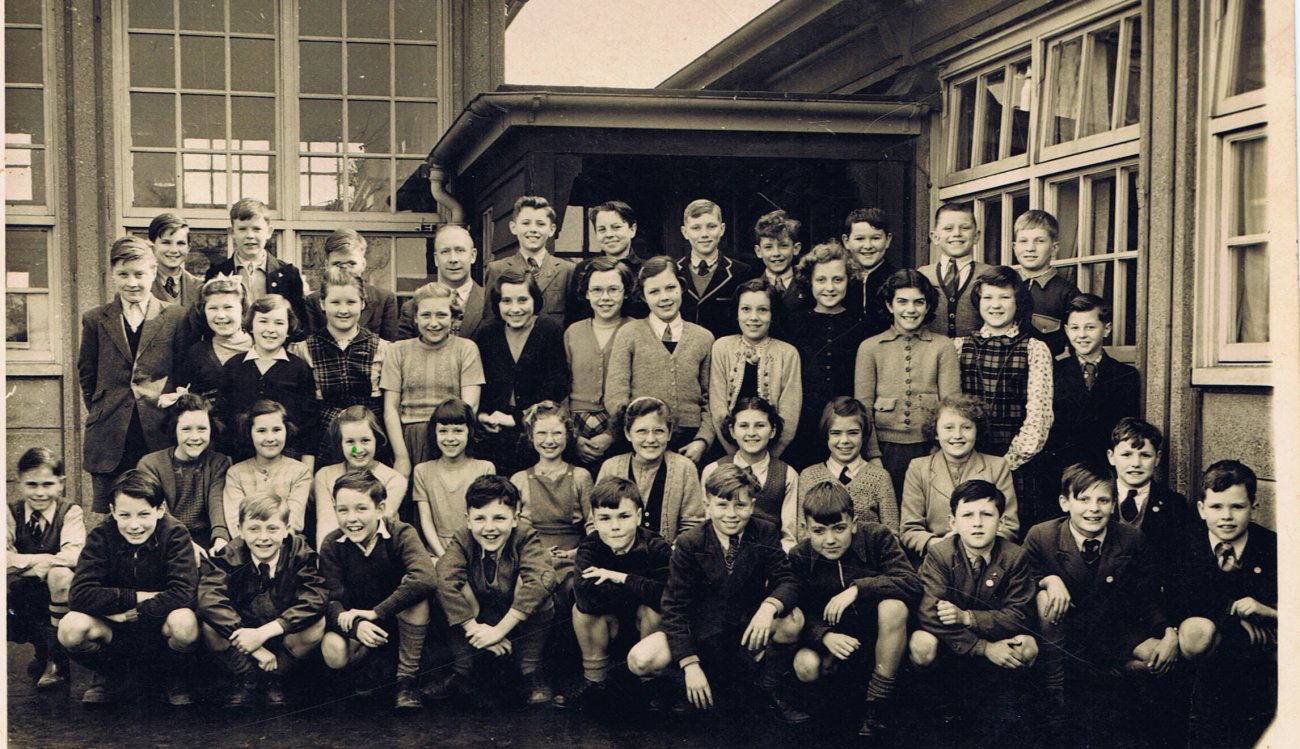 Photograph of Springfield Junior School circa 1954